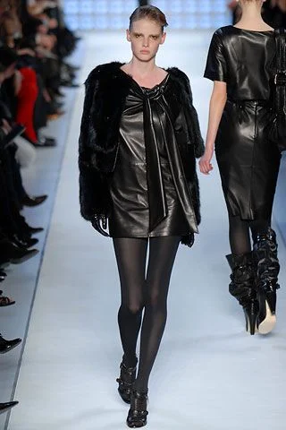 Look 3